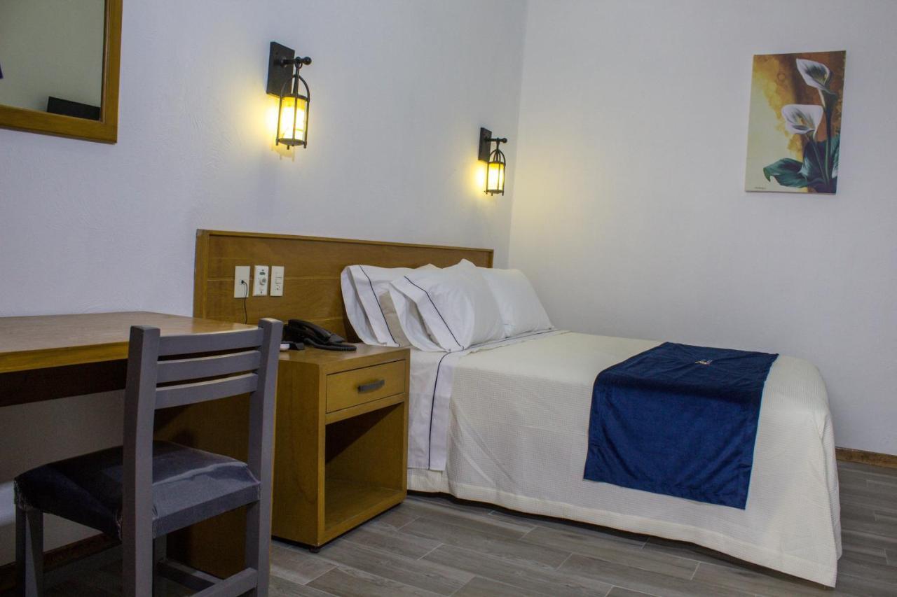 גואדלחארה Hotel Real De Castilla Colonial מראה חיצוני תמונה