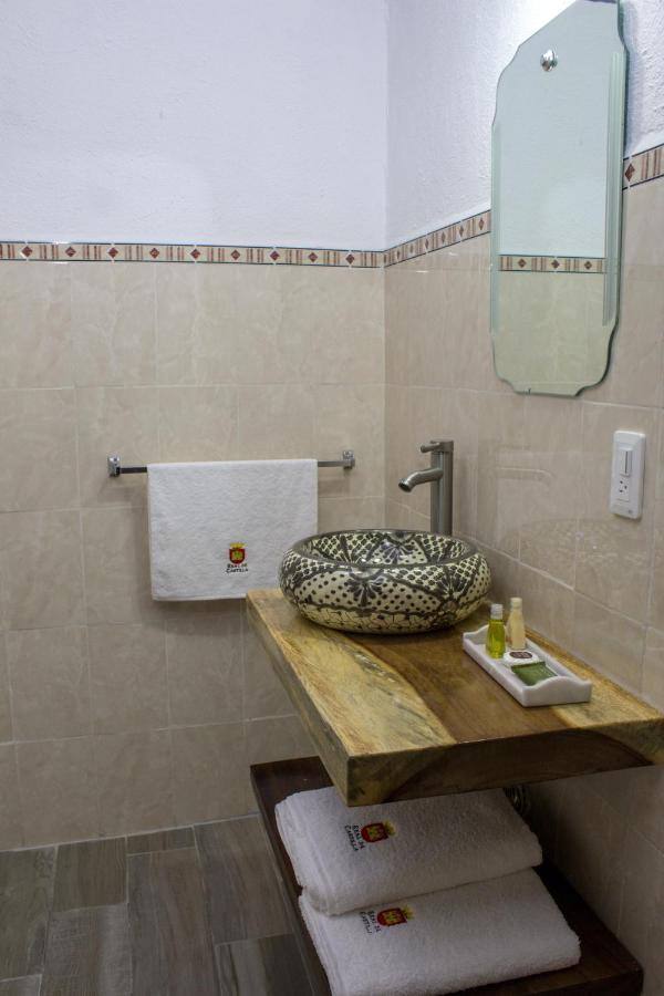גואדלחארה Hotel Real De Castilla Colonial חדר תמונה