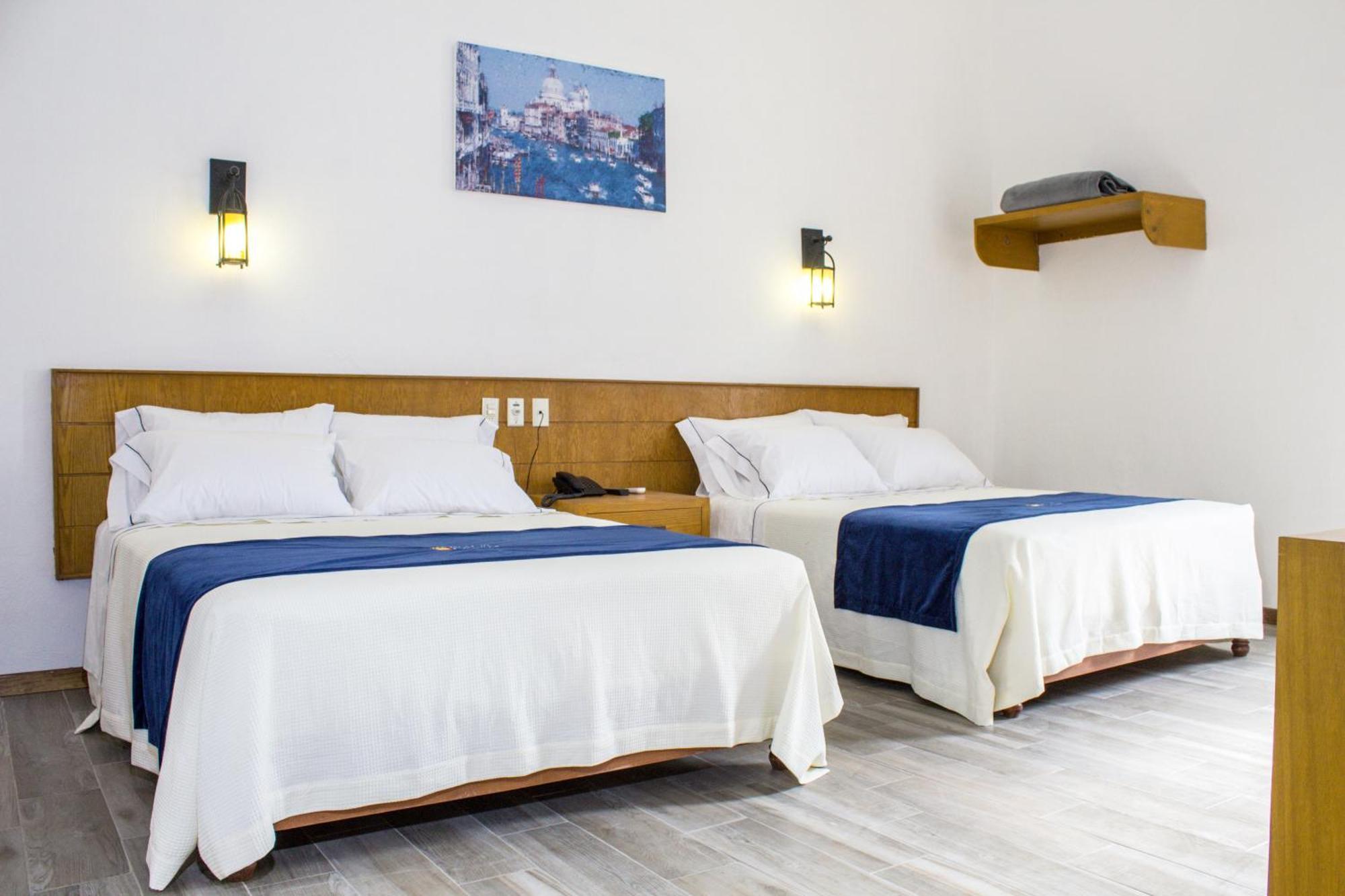 גואדלחארה Hotel Real De Castilla Colonial חדר תמונה