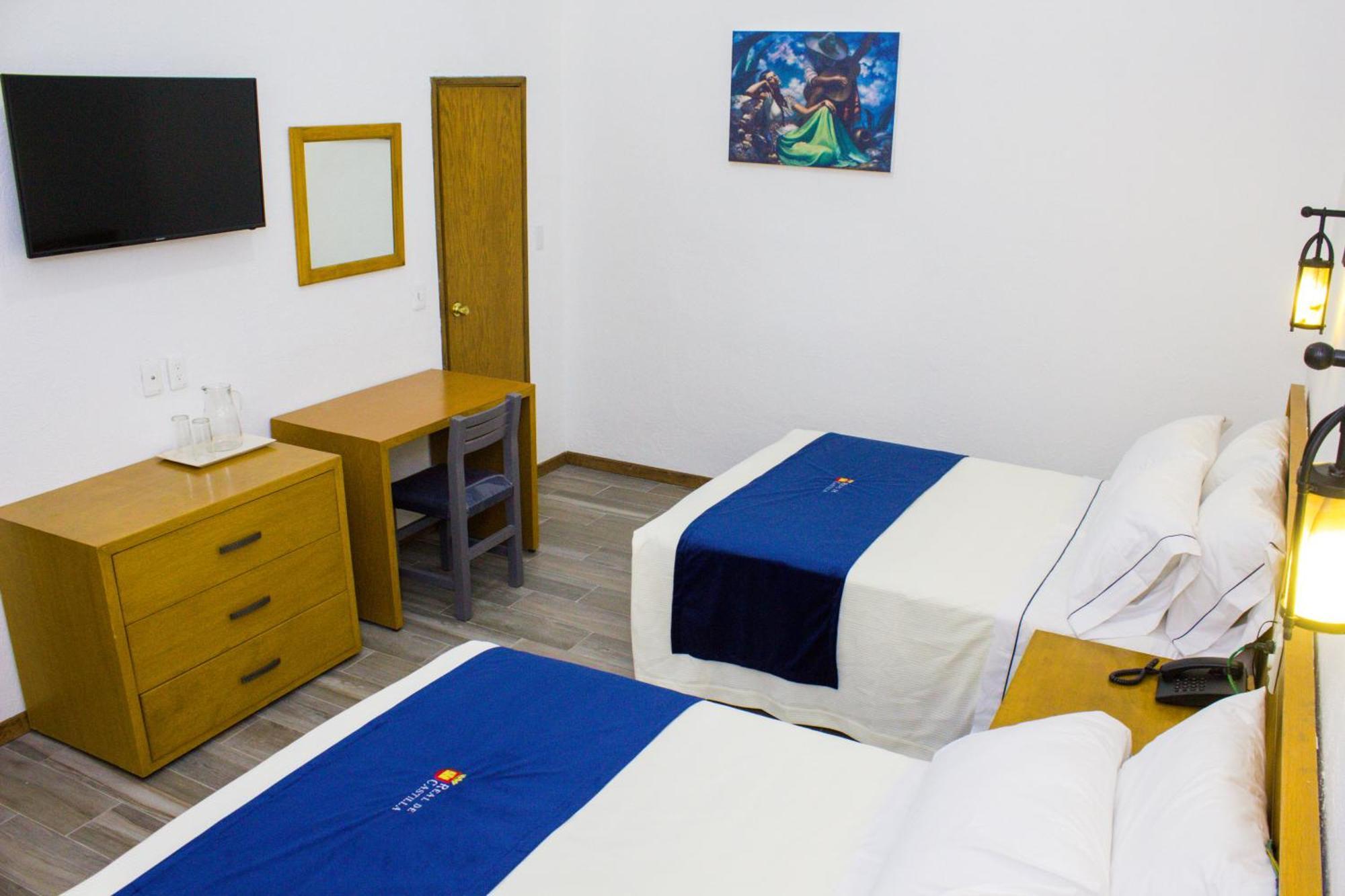 גואדלחארה Hotel Real De Castilla Colonial חדר תמונה
